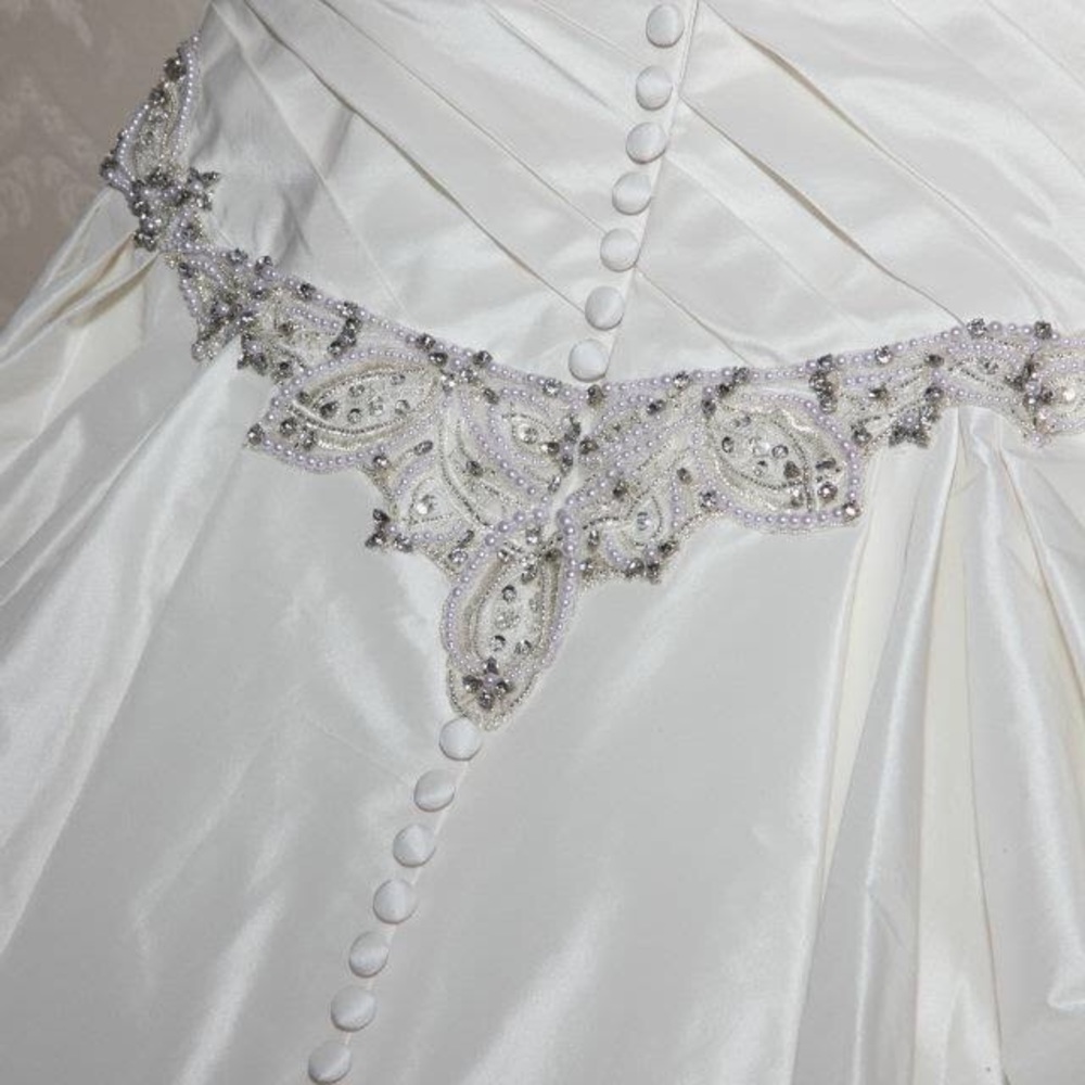 Priscilla of Boston Wedding Gown Tag US12 (US8)